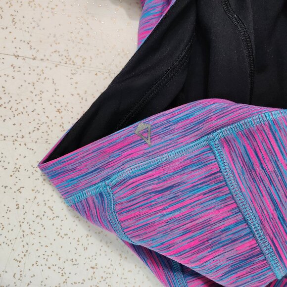 Lululemon Reversible Jacket with Ponytail Hole & Thumbholes - Picture 11 of 14